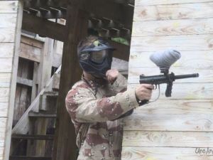 ua110723paintbal011.JPG